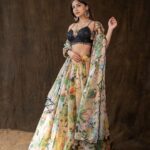 Kashmira Pardesi Instagram - Styled by @rashmitathapa Wearing @geethikakanumilli Jewellery @karnikajewelshyd Makeup/hair @makeuphairbyrahul Shot by @pranil_chintewar