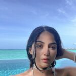Kashmira Pardesi Instagram - On island time 🏝️🐚🧜🏻‍♀️ @touronholidays @heritanceaarah #touron #touronmaldives #HeritanceAarah #HeritanceHotelsandResorts #HeritanceExperience #SunnySideofLife #PremiumAllInclusive