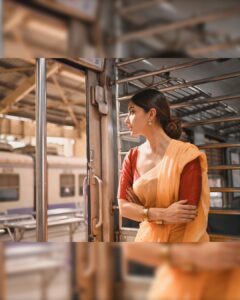 Kashmira Pardesi Instagram - Beauty of everyday things ✨

Shot & Edited by : @kalyaam_2.0
Outfit by: @suta_bombay
Styling : @jasjeet01_
Styling assistant : @dhritisoonderji @_aamenaa_
HMU : @sandybeauti
Hairstyle by : @makeoversbyjacqueline
Managed by : @wizardingmedia_