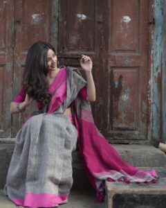 Kashmira Pardesi Instagram - All set to step in the new year with new hopes and new spirit 💫 
Happy Gudi Padwa and Ugadi ✨ 
have a blessed year 😇