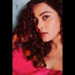 Kaveri Priyam Instagram - Look into the eyes they have thousand stories to tell.💫 Photographer - @ashish_sawant__ Makeup & Hair - @amuthevar Jewellery - studiotamayo x @publiquedom Location - @byou.in Artist Reputation Management - @oceanmediapr