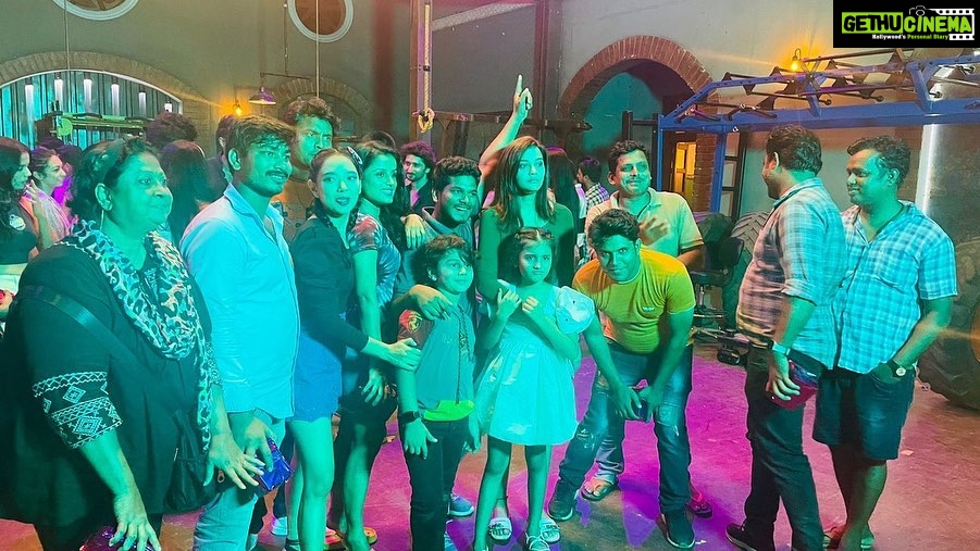 Kaveri Priyam Instagram - Forever grateful for this team of amazingly talented bunch of people, the memories the experiences, the leanings, the growing, the bond that I have made over 11 months. It is to stay with me forever.♥️♥️♥️ @sonysab @sunshineproductionsofficial @sudhirpix @reetika.ghosh.30 @cma.sees @amitmalik7726 @hrishidp @prateekshah1 @ppandiit @manipdixit @djaay_m @kunwar_shashank @reemstini