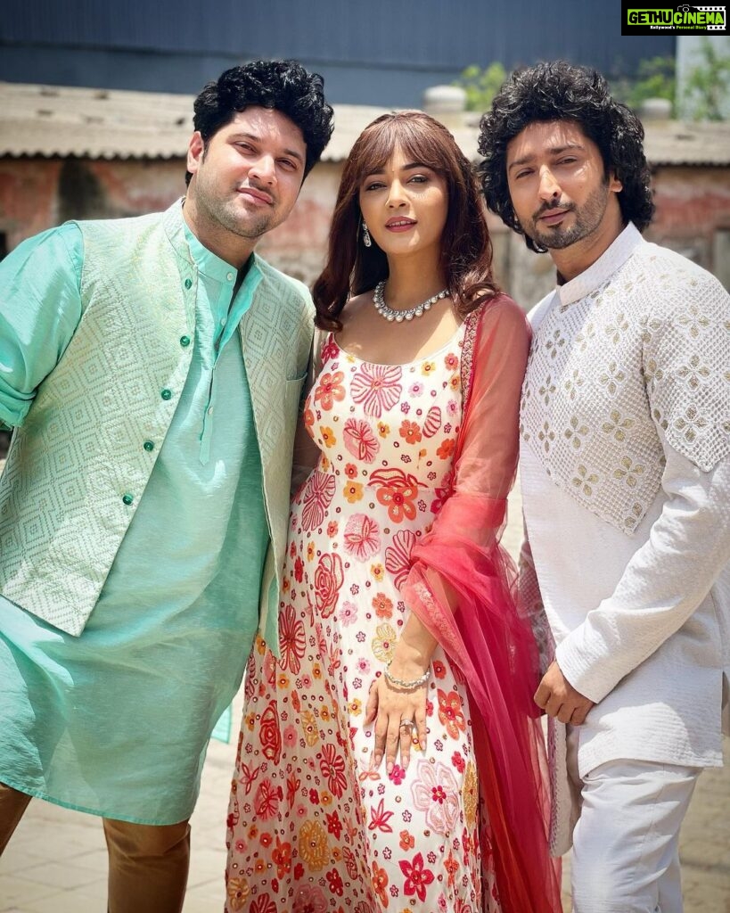 Kaveri Priyam Instagram - One with the handsome fellas 🫶