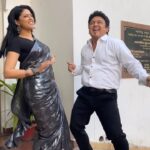 Kavita Kaushik Instagram – Stay close to anything that makes you Glad you are Alive …I did 😉 ..Staying Alive 💃🕺