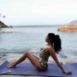 Kavita Kaushik Instagram - The mannerless rude truth should learn something from the sweet soft spoken lie 🤎 #beachgirl #goan #waterbaby #wisdom #onmymat #yoga