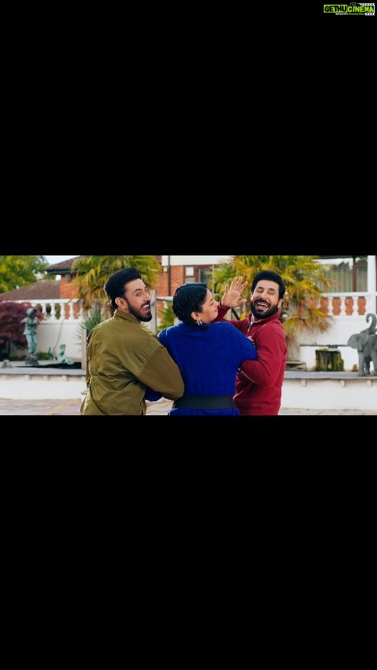 Kavita Kaushik Instagram - Its the beginning of unstoppable laughs with CARRY ON JATTA 3 Teaser π https://youtu.be/D1L1W7cTg4U #Carryonjatta3 in cinemas on 29th June 2023 π€ @gippygrewal @sonambajwa @binnudhillons @ghuggigurpreet @jaswinderbhalla @smeepkang @nareshkathooria @karamjitanmol @iamshindagrewal_ @bpraak @jaani777 @jatindershah10 @ikavitakaushik @officialnasirchinyoti @harbysangha @bnsharma_official @officialrupinder_rupi @ravneetgrewalofficial @humblemotionpictures @carryonjattamovie @maneeshbhattofficial @amardeepsgrewal @mannatc @eastsunshineproductions @bhana_l.a @vinodaswal13 @hardeepdullat13 @mehtaman_ @munishomjee @omjeegroupofficial @arvindchoreographer @rohitdhimaneditor