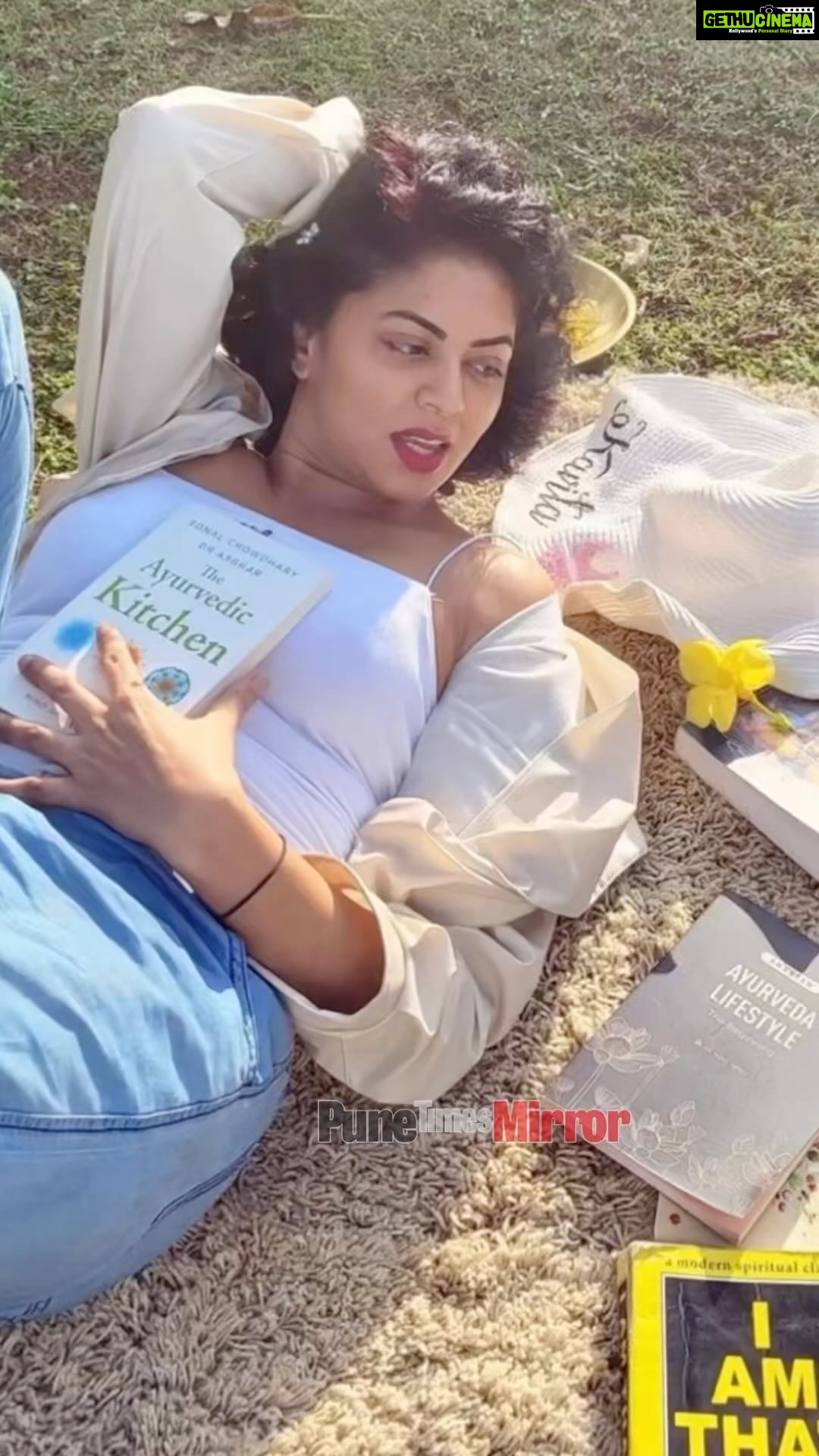 Kavita Kaushik Instagram - From her love for Pune to her love for dainty jewellery, her upcoming Punjabi film and what makes FIR a timeless show, @ikavitakaushik talks about all this and more in a most unfiltered way! #chandramukhichautala #FIR #kavitakaushik #kavitakaushikfans❤️