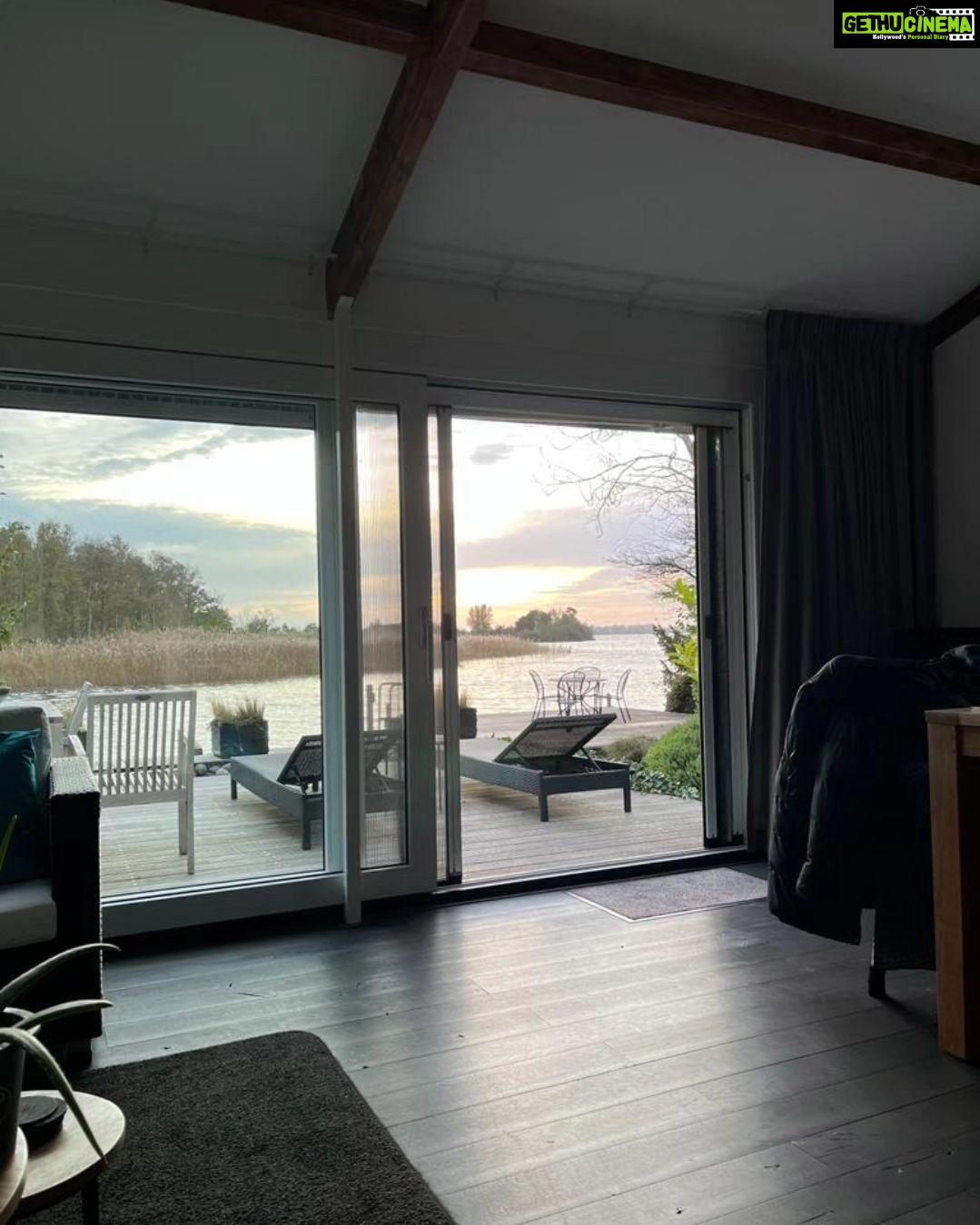 Kavita Kaushik Instagram - Unfiltered, Slow and beautiful AF😍 🇳🇱 #lake #cabin #nest #love #sunsets #chai #look #at #me #forever #my #heart
