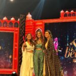 Keerthi shanthanu Instagram – 🤍💗
Happiness that flows naturally while being honoured with an award 🩷 
#Televisionbeautyofthedecade 
Thank you @she_awards @she_india & team 🩷
Received from @actress_ramyapandian @samyuktha_shan 🩷
Beautiful outfit by my fav @bandananarulaofficial 🤍
Photography Team: @sat_narain @the.portrait.culture 
@shotsbyuv @srivathsan_vijayaraghavan 
@talesbyashif 
Hairdo : @chisellecrew @chisellemakeupandhair 🤍
