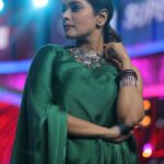 Keerthi shanthanu Instagram – Indo-western 🌿
For #Superjodi on @zeetamizh every sunday at 6.30pm 
Outfit : @_.rubeenavogueofficial._ @rubyafroz80 
Neckpiece : @mspinkpantherjewel 
clicked by @storiesbysidhu
