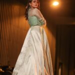 Keerthi shanthanu Instagram - Dolled up for today’s show #superjodi on @zeetamizh at 6.30pm🌟 Loved this outfit & colour combo @malarvikram_pret @malarvikrambridalcouture 🧚 Love the lighting & photography @storiesbysidhu 🌟✨ Earrings from @thegarnet.in ✨
