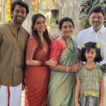 Keerthi shanthanu Instagram - அனைவருக்கும் தமிழர் திருநாள் தைப் பொங்கல் நல்வாழ்த்துக்கள் 🎉💛 #pongal #pongalcelebration #family