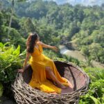 Keerthi shanthanu Instagram – Yellowloveeee💛All the way from Bali💛

This was a beautiful experience @gtholidays.in 💛 #baliswing 

#yellow #bleedyellow #yellowlove 
 #csk #bali