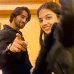 Khushi Dubey Instagram - Two sides of Zayn Ibad Khan 1. I won’t make reels!!🙃 2. I will show off the hookstep wherever I goooo!!💃 . . #khushidubey #zaynibadkhan #reel #trending #reels #reelinstagram #reelitfeelit #dance #jedanasha #bollywood #viral #explore #zayshi #igers #instagood #instamood #love #amazing #vibes