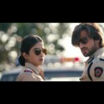 Khushi Dubey Instagram – Yash aur Chikki ke rishte me aaya ek bohot hi ajab sa mod.
Kya Chikki apne Farz ke liye apne pyaar ko kardegi qurbaan?
Kya Yash ne Diya chikki ko Dhoka?
Keep watching AASHIQANA SEASON 2 
Streaming only on @disneyplushotstar 
#Aashiqana #Aashiqana2 #aashiqanaonhotstar 
.
.
@gulenaghmakhan @genkstudio @afzalsayyed.as @rajugauli79 @umeshcamera @abbas_ratansi93 @inderjeet.modi @nirisha.basnett 
#zaynibadkhan #zaynasyash #yash #chikki #yakki #yashiqana #khooni #police #mumbaipolice #love #khushidubey #zayshi #love #thriller #action #itv #powercouple #couplegoals