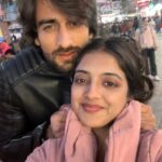 Khushi Dubey Instagram - Sit back and swipeeee!!!😎♥️ . . . #khushidubey #zaynibadkhan #khushi #zayn #zayshi #fun #manali #market #scenery #beauty #favorite #snow #winters #swipe #cute #happy #love #daywellspent Manali, Himachal Pradesh