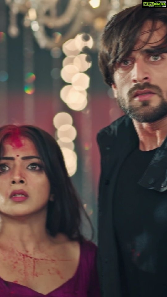 Khushi Dubey Instagram - Yeh toh thi Yash aur Chikki ki kahani ab tak! Hume nahi pata ki Murder ke agle mausam me kya mod lega Yash aur Chikki ka pyaar...... Hume bus yeh pata hai, hum hue hai inke #Aashiqana ke shikaar! Aa raha hai #Aashiqana season 2, 10th October se sirf @disneyplushotstar pe!❤️🔥 #Yashikana #AashiqanaOnHotstar @gulenaghmakhan @zaynibadkhan @pankajbsingh01 @ratipandey @siddhantkarnick @vipuldeshpande_official @geetabishtofficial @iam.anshulsingh @inderjeet.modi @grekha777 @rekhad10 @harshittashuklaofficial999 @snehadchauhan1702 @anuragvyasofficial @aamirk007 @dipalisharma29 @amitkguptaofficial @muzaffarkhanactor @genkstudio @inderjeet.modi @dolphindubey @nirisha.basnet @roshanvimarsh