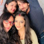 Khushi Dubey Instagram - Ever seen so many cuties in one frame??❤️ @gulenaghmakhan @zaynibadkhan @aanchalbudhirajaa . . . #gulkhan #zaynibadkhan #khushidubey #Aashiqana #aashiqanaonhotstar #hotstar #fantasticfour #love #fam #cute