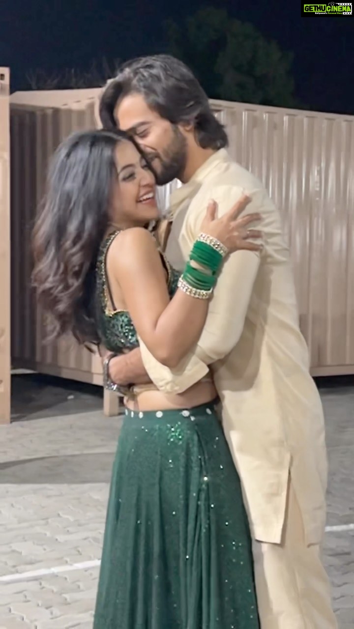 Khushi Dubey Instagram - Zara zara….. Stay tuned folks!♥️✨ . . . #zayshi #khushidubey #zaynibadkhan #yakki #yash #chikki #chikkisharma #love #couplegoals #romance #moments #aashiqana #hotstar #couple #reels #traditional #zarazara