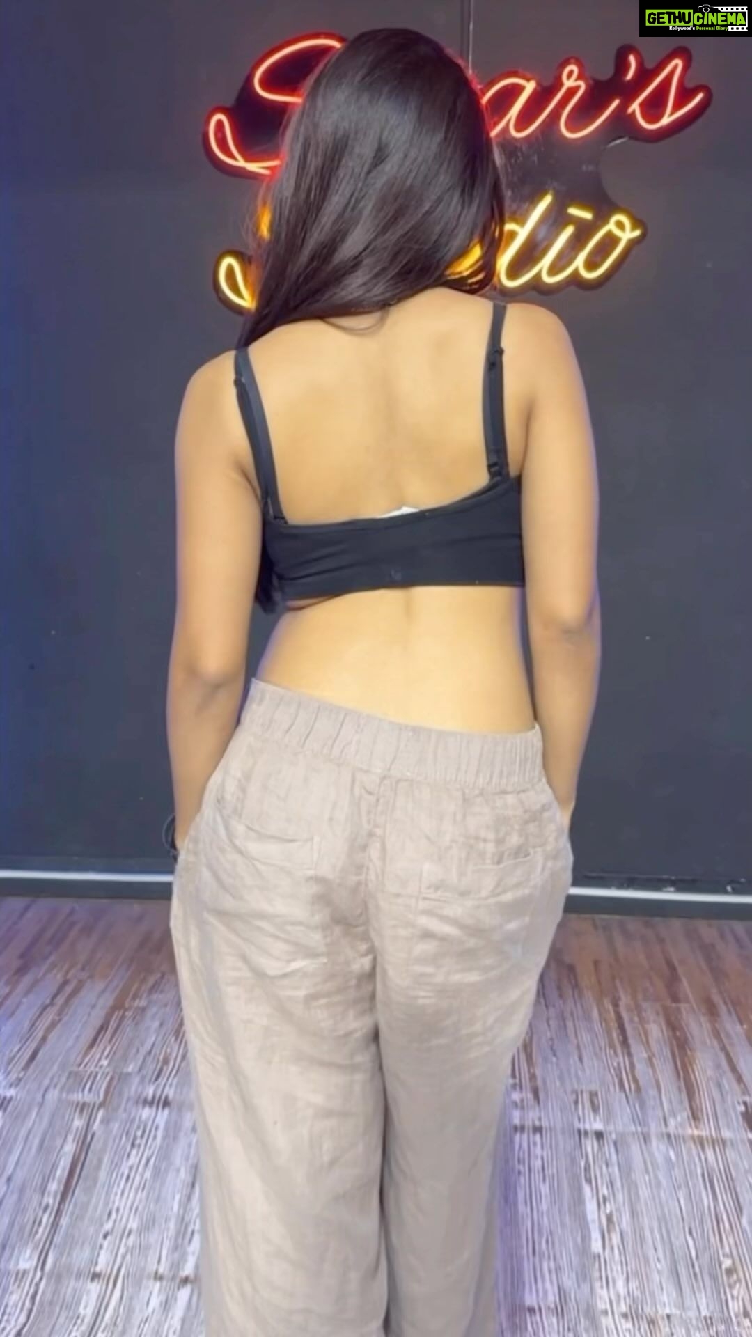 Khushi Dubey Instagram - Tummmm tummmmmmm♥️😚 . #dance #tumtum #reels #khushidubey #trending