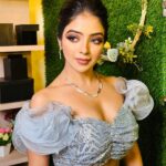 Khushi Dubey Instagram - Almost there….. #comingupsoon Outfit : @the_adhya_designer Mua: @the_glamourzone Hair: @jagrutihairstylist Clicked by: @armanrathod . . #khushidubey #khushians #love #fashion #photoshoot #sneakpeak S3 - Star Skills Studio