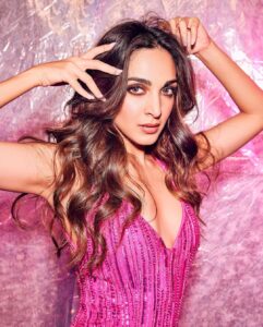 Kiara Advani Instagram - Tonight I’m feeling pink 💕