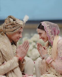 Kiara Advani Instagram - “Ab humari permanent booking hogayi hai” 

We seek your blessings and love on our journey ahead ❤️🙏