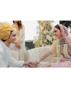 Kiara Advani Instagram - Happy Siblings Day @mishaaladvani ❤️