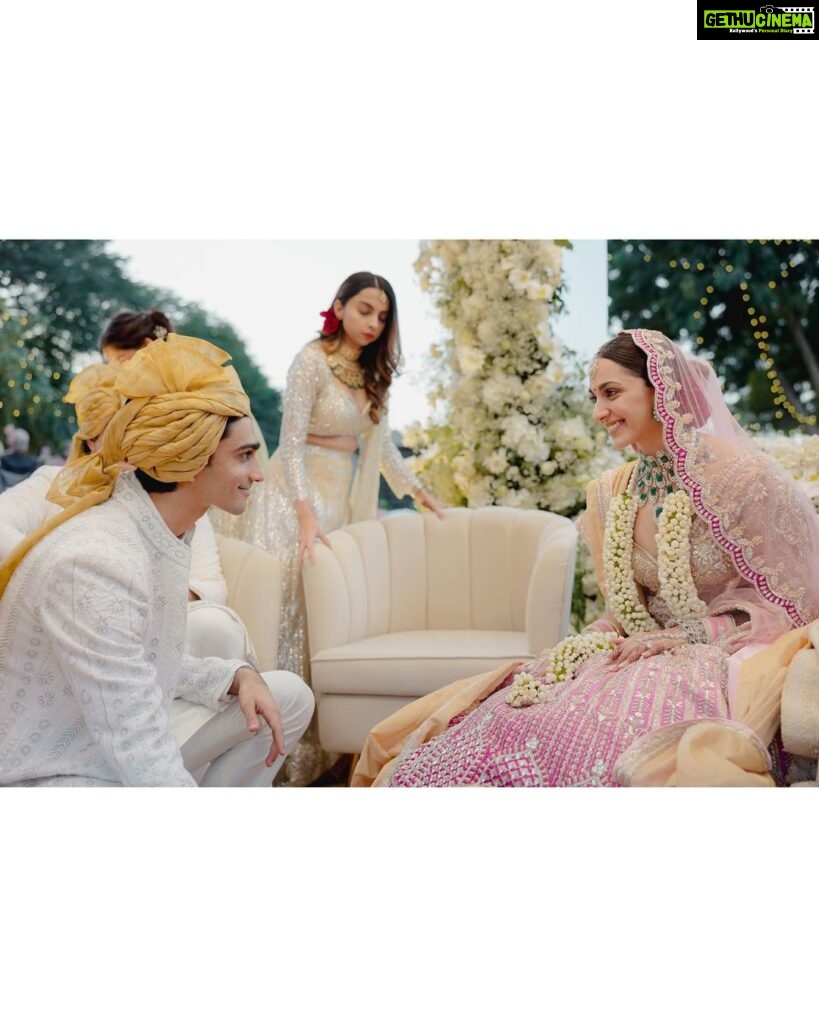 Kiara Advani Instagram - Happy Siblings Day @mishaaladvani ❤️