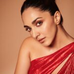 Kiara Advani Instagram – The dream team – @lakshmilehr @makeupbylekha @mehakoberoi ❤️‍🔥❤️‍🔥❤️‍🔥