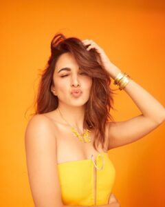 Kiara Advani Instagram - 🥭