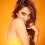 Kiara Advani Instagram - 🥭