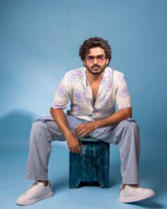 Kiran Abbavaram Instagram - 🤍🤍

.
Captured by : @anirudhkaluvarao
Styled by : @vaishnavi_pss @gothic_playboy