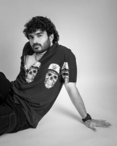 Kiran Abbavaram Instagram - 🖤🖤

Captured by : @anirudhkaluvarao 
Styled by : @vaishnavi_pss @gothic_playboy