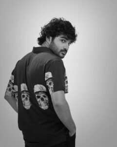 Kiran Abbavaram Instagram - 🖤🖤

Captured by : @anirudhkaluvarao 
Styled by : @vaishnavi_pss @gothic_playboy