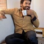 Kiran Abbavaram Instagram - Ee Promotionssuu , Tensionsuu Tattukovalante Coffee saripovatledu inkedaina try cheyali..Lets Talk 😉☕️ #Meter #MeterOnApril7th