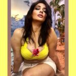 Kiran Rathod Instagram – #sundaymood☀️ 
#photooftheday 
#picoftheday 
#2023
#ootd
#💛 Nossa Senhora de Penha de Franca
