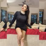 Kiran Rathod Instagram - 🖤 . . . . . . . . . . . . . . . . . . . . . #instagood #instamood #instapic #black #blackoutfit #lookoftheday #picoftheday #moodoftheday #lookoftheday #looks #beautiful #kiranrathod #kiranrathore #happiness #bollywood #hollywood #actorslife #workismypassion
