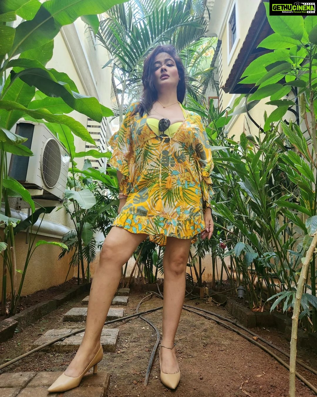 Kiran Rathod Instagram - "Find me where the wild things are." —Alessia Cara, "Wild Things" . . . . . . . . . . #photo#photooftheday #photographer #photography #photooftheday #beautiful #beauty #beachvibes #sun#sand#wildlife #wildlifephotography #intothewild #green#greenhouse #greenery #greenindia #intothewildness #selflove#lovemyself#beautifulgirls #look#looks#lookoftheday #ootd#outfitoftheday #travel#travelgram #travelphotography Nossa Senhora de Penha de Franca