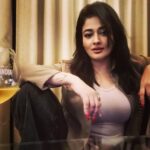 Kiran Rathod Instagram - Cheers to 2023 🥂🍭🍬🍷🎂🍻🍹🏺🍸🍾🥂 . . . . . . . . . . . . . . . . . #lookoftheday #instagood #instapic #instamood #look#looks #beautiful #life #sun #sand #beach #love #peace #happiness #outdoors #picoftheday #2023 #happyweekend #weekend #Saturday #happy-go-lucky #happynewyear #kiranrathod #keirarathore#keira #actorslife #bollywood #hollywood