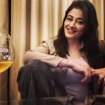 Kiran Rathod Instagram - Cheers to 2023 🥂🍭🍬🍷🎂🍻🍹🏺🍸🍾🥂 . . . . . . . . . . . . . . . . . #lookoftheday #instagood #instapic #instamood #look#looks #beautiful #life #sun #sand #beach #love #peace #happiness #outdoors #picoftheday #2023 #happyweekend #weekend #Saturday #happy-go-lucky #happynewyear #kiranrathod #keirarathore#keira #actorslife #bollywood #hollywood