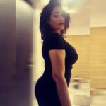 Kiran Rathod Instagram - There is no need for makeup when you're already pretty in BLACK #ootd #black #blackdress #photography #photooftheday #photo #beautiful #beautyatitsbest #love #peace #happy #happiness #travel #goodquotes #kiranrathod #keirarathore #kiran #