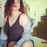 Kiran Rathod Instagram - 💣 💣 💣 🤪🤪 #photooftheday#photo#pic#picture #pictureoftheday #look#looks#lookoftheday#travel #photography#happiness #love#peace#goodquote #imstagood #imstamood #iflookscouldkill #kiki #actorslife #kiranrathod #keirarathore