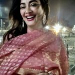Kiran Rathod Instagram - Pictures say it all How Happy I feel 😇😇 When I am here 💝💖💗💓💞💞 Love to all 😘🤗🤗 #govindagovinda #tirupatibalaji #kamadaekadashi #saturday #april1st #April Tirumala Tirupati Devasthanam, Andhra Pradesh, India