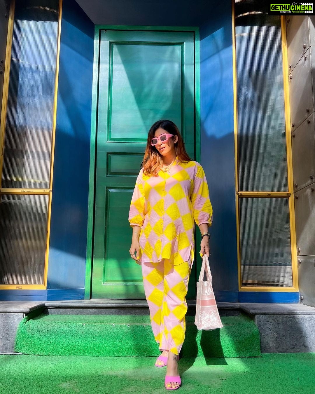 Kishwer Merchant Instagram - Brunch Scenes Outfit @theloom.in
