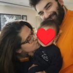 Kratika Sengar Instagram - 2022 - you gave US the best gift for life. We are extremely grateful. Hoping for a Happy & a Healthy 2023 for all of us... Happy New Year to you all and your families 😘♥️ #harharmahadevॐ