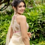 Krithi Shetty Instagram – #custody 🥰 
•
•
Styled by @tanishqmalhotraa
Wearing @rajiramniq
Photographer @kiransaphotography 
Earrings & Kadas by @ajewelsbyanmol
Ring by @aulerthofficial
Assited by @thestylethesaurus_ 
M & H @pinkylohar @kamaldeepss