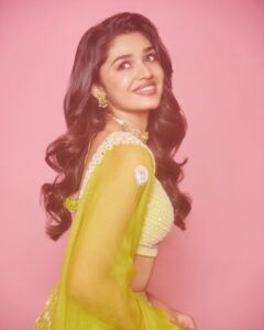 Krithi Shetty Instagram - #dreamy #vibes 🌼⭐️ 
Also I hope you are doing well…and are having a nice day 😊 take care 💛 
•

Outfit @madsamtinzin 
Jewellery @amrapalijewels 
Styling @archamehta 
Team @poorvjainn @ira_bindal 
H & M @krishnakami @makeupbysalonij