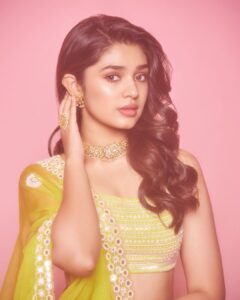 Krithi Shetty Instagram - #dreamy #vibes 🌼⭐️ 
Also I hope you are doing well…and are having a nice day 😊 take care 💛 
•

Outfit @madsamtinzin 
Jewellery @amrapalijewels 
Styling @archamehta 
Team @poorvjainn @ira_bindal 
H & M @krishnakami @makeupbysalonij