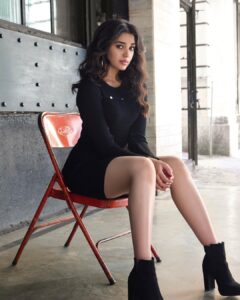 Krithi Shetty Instagram - The little black dress never goes out of style 🖤
#style #black #swag 
📸 @prabal